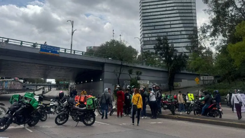 Además de Reforma, Circuito Interior y Periférico se vieron afectados/X