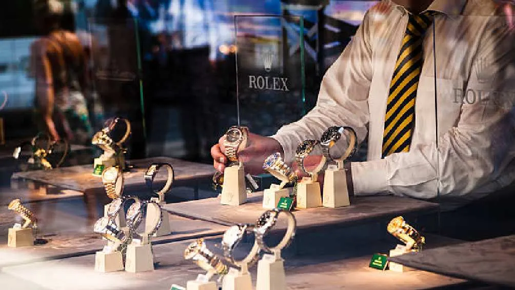 Los relojes de la marca Rolex se caracterizan por su alto valor en el mercado/Pixabay