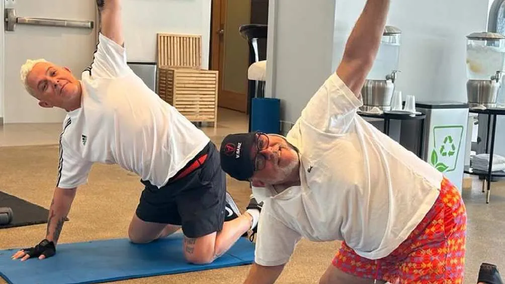 Con dichos amigos, Alejandro Sanz solía irse de vacaciones/IG