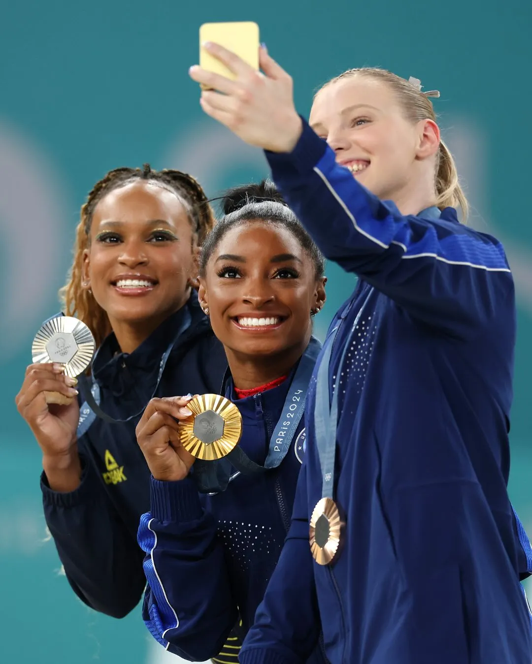 Biles ganó tres medallas olímpicas en París 2024