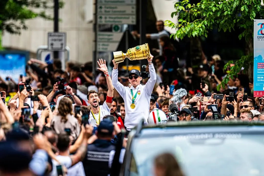 Durante la celebración de Stuttgart se dio la &quot;confirmación de su fichaje