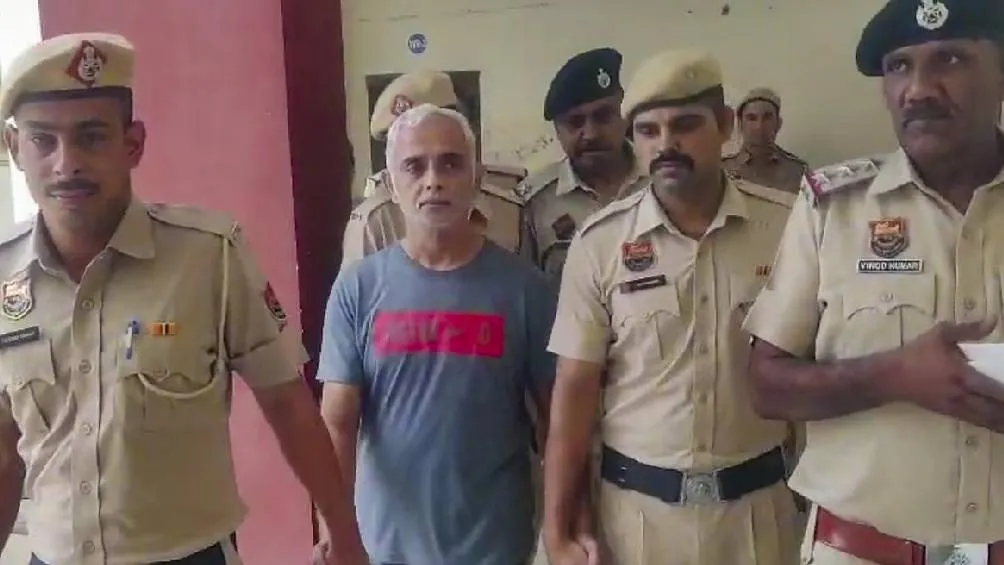 El padre de la joven fue detenido en el lugar y confesó su crimen/X