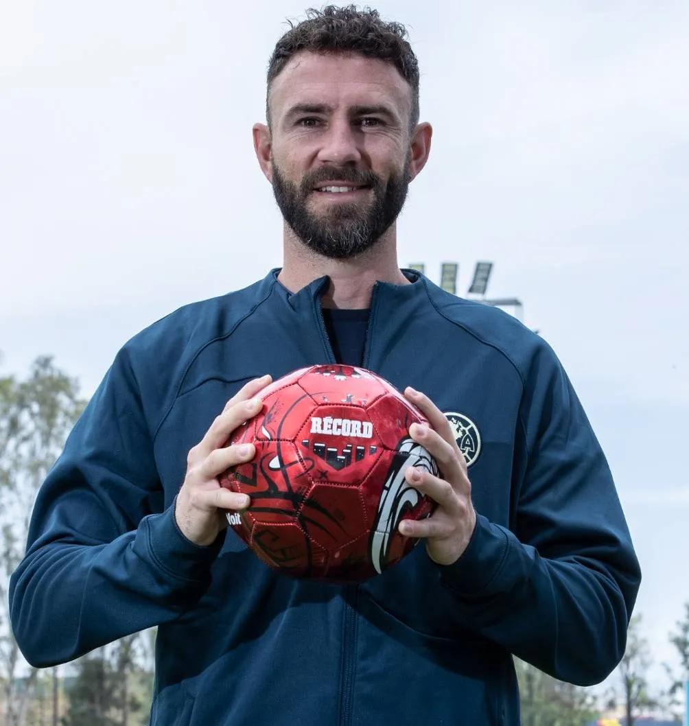 Miguel Layún quiere seguir en el futbol | ARCHIVO RÉCORD