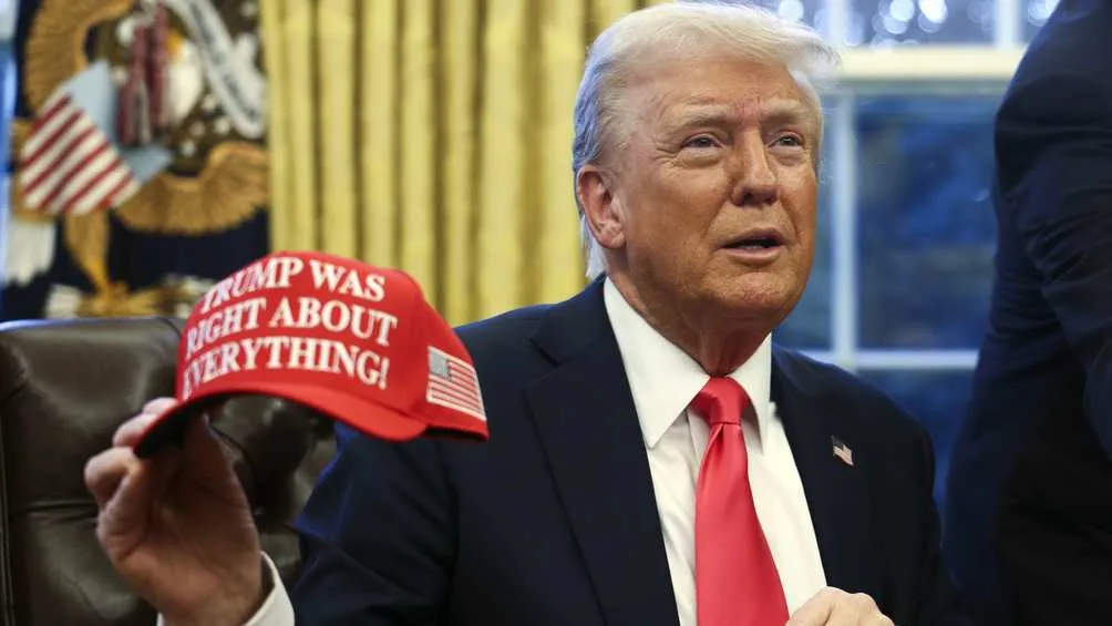 Trump también advirtió de más aranceles para China y la Unión Europea/AP