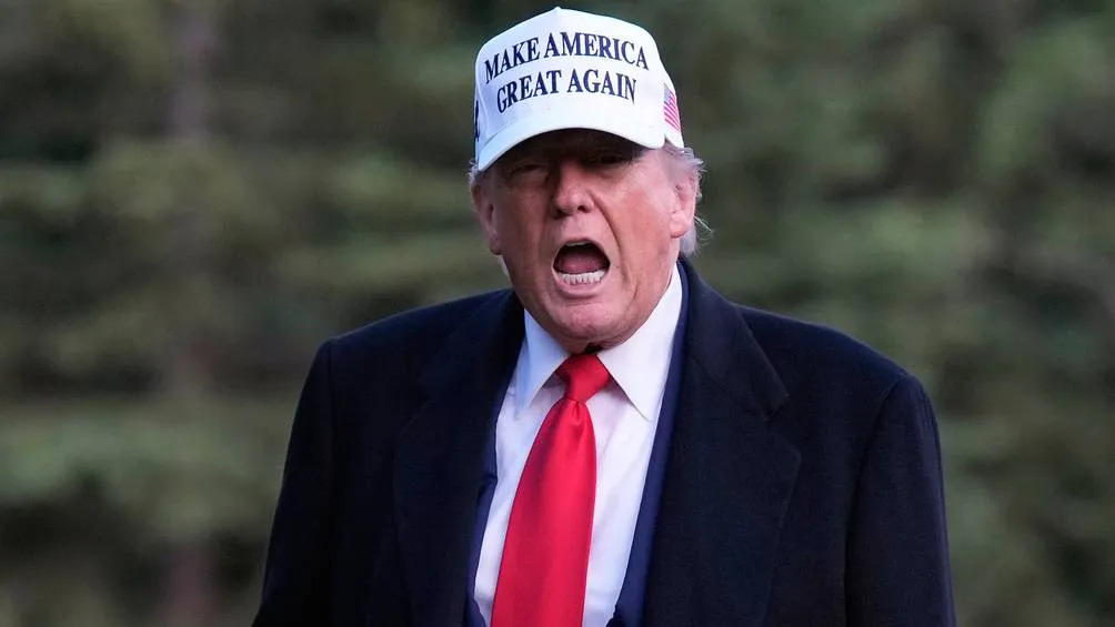 Trump insiste en que la violencia en EE.UU. es generada por extranjeros/AP