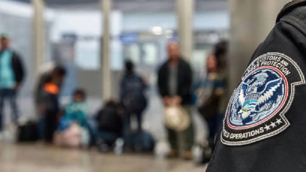 Las restricciones migratorias incluyen redadas y veto a países/Pixabay