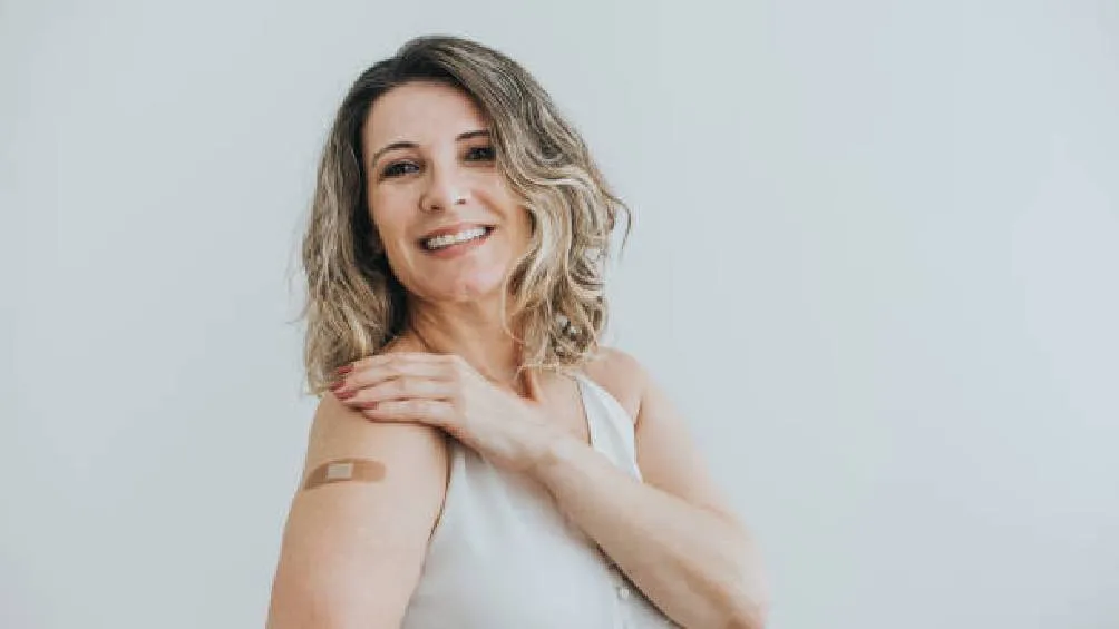 COFEPRIS habilitó un canal de denuncia para reportar páginas o perfiles que vendan vacunas/iStock