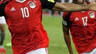 Salah celebra una anotación con Egipto 