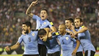 Selección uruguaya celebra anotación