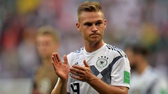 Kimmich se lamenta en el juego de Alemania contra México
