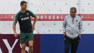 Cristiano Ronaldo y Fernando Santos, en entrenamiento