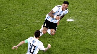  Marcos Rojo festeja gol contra Nigeria