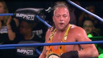 Rob Van Dam después de vencer a Tommy Dreamer