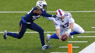 NFL: Bills, apoyado por su defensiva, derrotó a Chargers