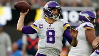 Kirk Cousins en acción con Vikings