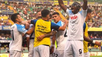 Napoli goleó al Hellas Verona