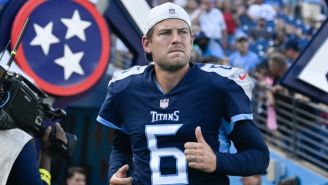 Brett Kern en acción con Titans