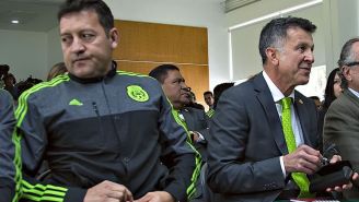 Jorge Ríos y Juan Carlos Osorio con el Tri