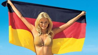 Mujeres podrán estar en la alberca en topless en Alemania
