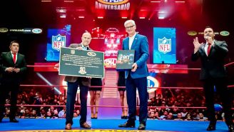 NFL México felicitó al Consejo Mundial de Lucha Libre por su 90 aniversario