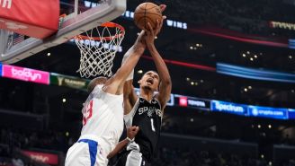 Clippers aplasta a Spurs en el primer partido de Victor Wenbanyama como visita en NBA