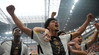 Los alemanes celebrando un gol 