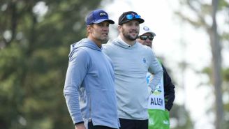 Josh Allen y Tom Brady se vuelven a encontra, esta vez en un campo de golf