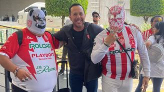 Afición de Necaxa recibe al equipo