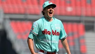 ¡Intratable! Trevor Bauer empata récord de ponches consecutivos en Liga Mexicana de Beisbol