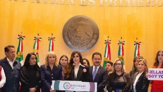 Gloria Trevi celebra aprobación de reforma a la ley que protege a las víctimas de trata de personas