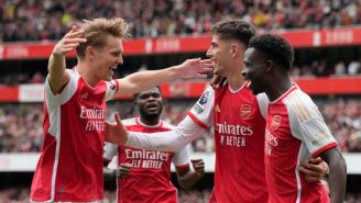 Arsenal mantiene la presión por el título de la Premier con triunfo sobre Bournemouth