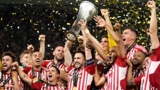 Olympiacos gana la Conference League; es el primer título europeo para Grecia