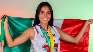 Diana Flores, contenta con la creación del futbol bandera profesional en México