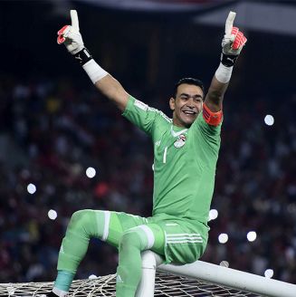 Essam El-Hadary celebra una victoria de Egipto