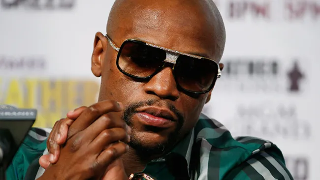 Mayweather, durante una conferencia