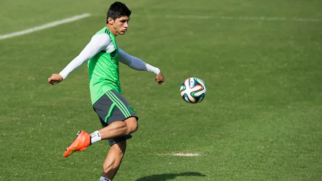 Pulido, entrenando con el Tri