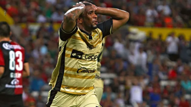 Christian Suárez se lamenta tras una falla