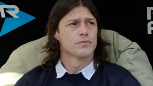 Matías Almeyda en un partido