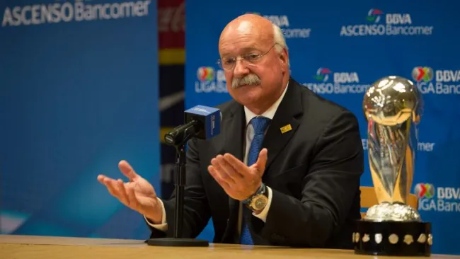 Enrique Bonilla en conferencia de prensa