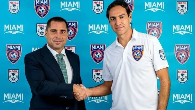 Riccardo Silva presenta a Alessandro Nesta como técnico del Miami FC