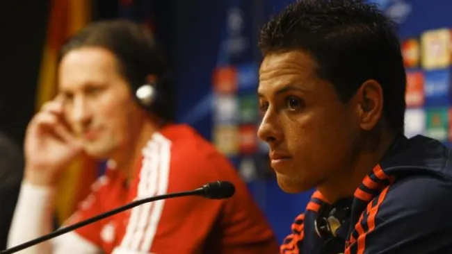 Chicharito atiende a los medios, previo a la Jornada 2 de la Champions