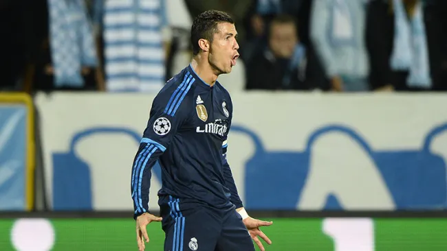 Cristiano celebra tras anotar un gol