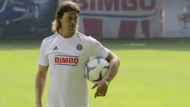 Almeyda, durante un entrenamiento de Chivas