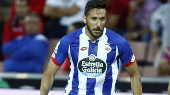 Jonás Gutiérrez, en juego con el Deportivo La Coruña