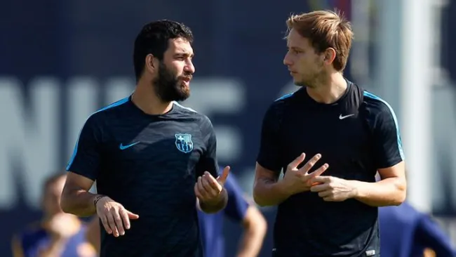 Turán en una práctica del Barcelona