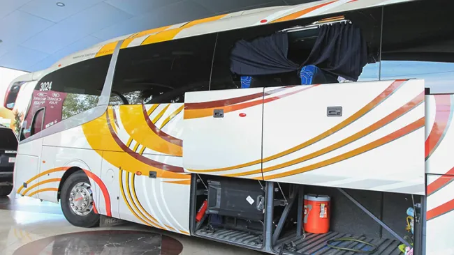 Así quedó el autobús de Pumas