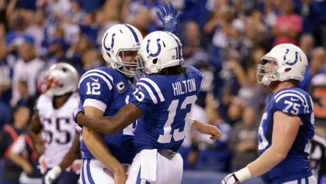 Jugadores de Potros festejan contra Patriotas