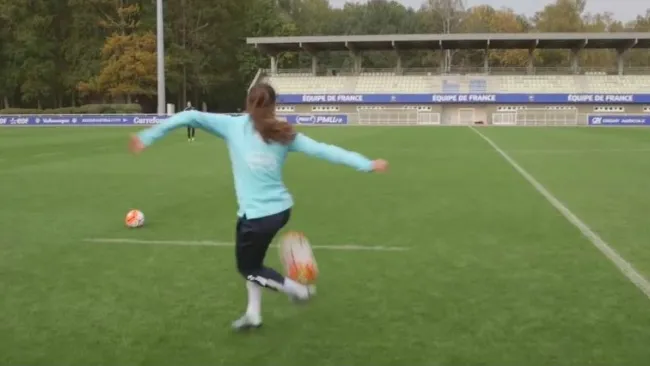 Majri hace una gran recepción de balón