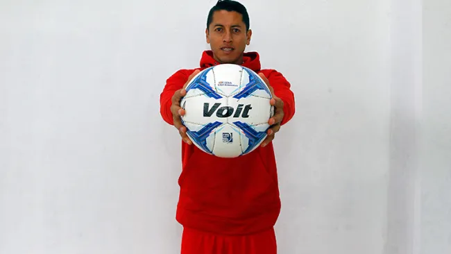 Esquivel, 'cumpleañero' en Toluca