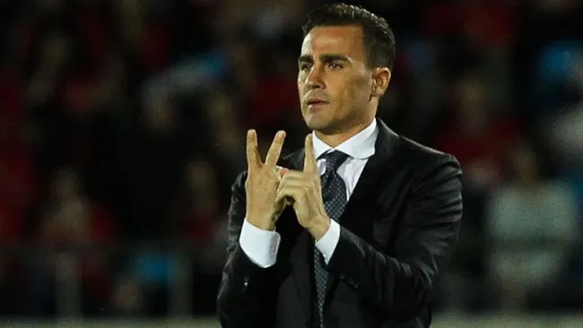 Cannavaro, durante un partido en China